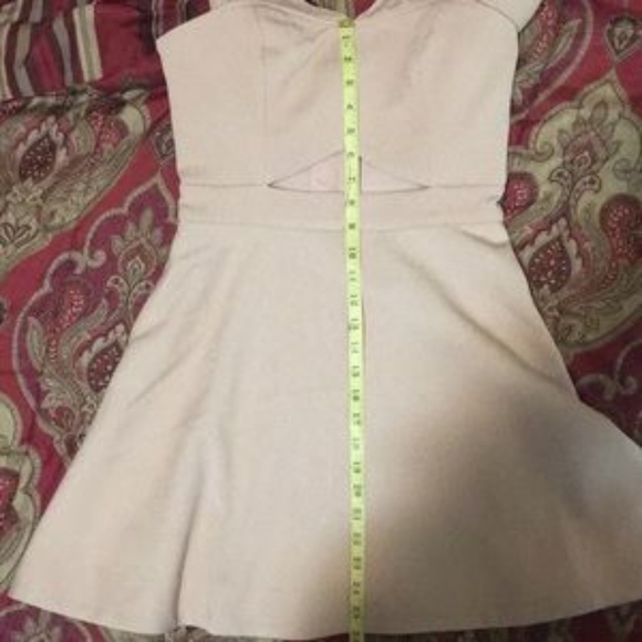 FINAL!! NWT KEEPSAKE APOLLO DRESS NUDE - Picture 4 of 4